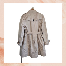 Cargue la imagen en el visor de la galería, Ann Taylor LOFT Tan Khaki Trench Coat (Pre-Loved) OS See Measurements