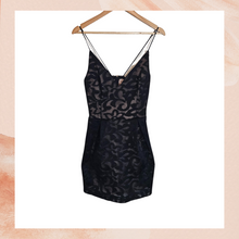 Laden Sie das Bild in den Galerie-Viewer. Black Mesh Lace Mini Party Dress (Pre-Loved) Medium