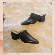 Carregue a imagem no visualizador da Galeria, Black Square Toe Block Heel Slip-On Mule NWT Size 9.5