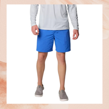 Carregue a imagem no visualizador da Galeria, Columbia Vivid Blue PFG Backcast Water Shorts NWOT Medium