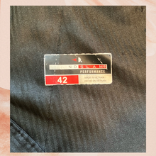 Laden Sie das Bild in den Galerie-Viewer. Dark Gray Plaid Soft Casual Shorts (Pre-Loved) Size 42