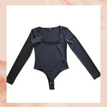 Cargue la imagen en el visor de la galería, Dynamite Black Maren Sculpt Spandex Bodysuit (Pre-Loved) XS