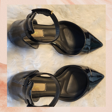 Load image into Gallery viewer, Franco Sarto Black Patent Leather Racer Ankle Strap Flats (Pre-Loved) Size 8