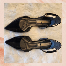 Load image into Gallery viewer, Franco Sarto Black Patent Leather Racer Ankle Strap Flats (Pre-Loved) Size 8