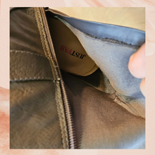 Laden Sie das Bild in den Galerie-Viewer. JustFab Gray Luz Faux Leather Tall Heeled Boots (Pre-Loved) Size 10