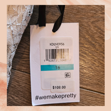 Carregue a imagem no visualizador da Galeria, Kensie White Metallic Lace Sleeveless Fit and Flare Dress NWT Size 16