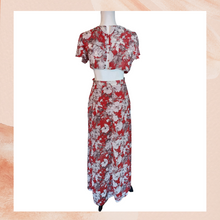 Laden Sie das Bild in den Galerie-Viewer. Luxxel Rust Red Floral Sheer Cut-Out Maxi Dress (Pre-Loved) Large