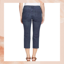 Carregue a imagem no visualizador da Galeria, Nine West Dark Wash Chrystie Capri Jeans NWT Size 16