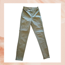 Carica l'immagine nel visualizzatore della galleria, Olive Green Super High-Rise Skinny Jeggings (Pre-Loved) Small
