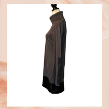 Carica l'immagine nel visualizzatore della galleria, Say What? Gray Turtleneck Faux Leather Panel Sweater Dress (Pre-Loved) Size XL