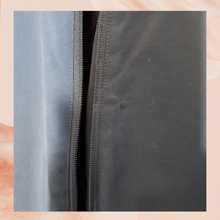 Cargue la imagen en el visor de la galería, Vans Black Faux Fur Parka Winter Coat Jacket (Pre-Loved) Small