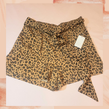 Load image into Gallery viewer, Tan Leopard Waist Tie Shorts Large
