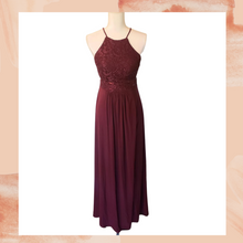 Load image into Gallery viewer, Burgundy Embellished Sequin Formal Prom Dress Size 7 (Pre-Loved)