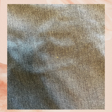 Carregue a imagem no visualizador da Galeria, Casual Gray Soft Shorts (Pre-Loved) 42