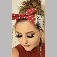 Carica l'immagine nel visualizzatore della galleria, <transcy>Aloni "Rosie Newsprint" in edizione limitata per Honey's</transcy>