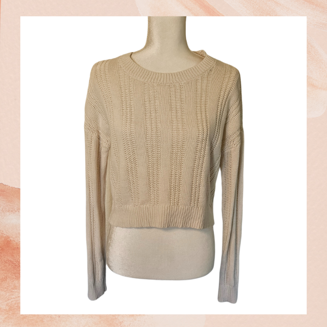 Aeropostale Cream Cable Knit Cropped Sweater (Pre-Loved) Medium