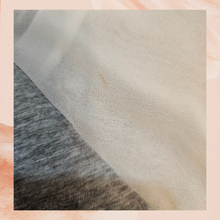 Carregue a imagem no visualizador da Galeria, Aeropostale Gray White Sheer Cap Sleeve Shirt (Pre-Loved) Medium
