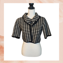 Carregue a imagem no visualizador da Galeria, Anne Klein Wool Gray &amp; Black Houndstooth Bolero (Pre-Loved) Medium
