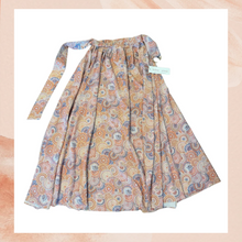 Carregue a imagem no visualizador da Galeria, Bishop + Young Orange Paisley Print Boho Maxi Skirt NWT Size XS
