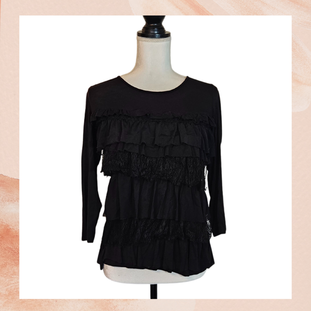 Black Crewneck Tiered Ruffle Front 3/4 Sleeve Shirt (Pre-Loved) OS (See Measurements)