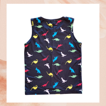 Laden Sie das Bild in den Galerie-Viewer. Black Dinosaur Print Tank Top (Pre-Loved) Boy&#39;s Size 6
