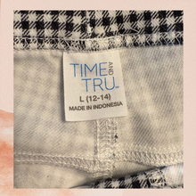 Carregue a imagem no visualizador da Galeria, Black &amp; White Houndstooth Cropped Jeggings (Pre-Loved) Size Large 12-14
