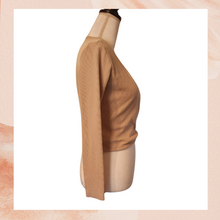 Chargez l&#39;image dans la visionneuse de la galerie, CW Tan Ribbed Cropped Surplus Wrap Shirt (Pre-Loved) XS
