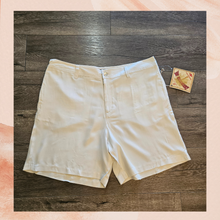 Load image into Gallery viewer, Caribbean Joe Cream Silk Blend Casual Shorts NWT Size 16
