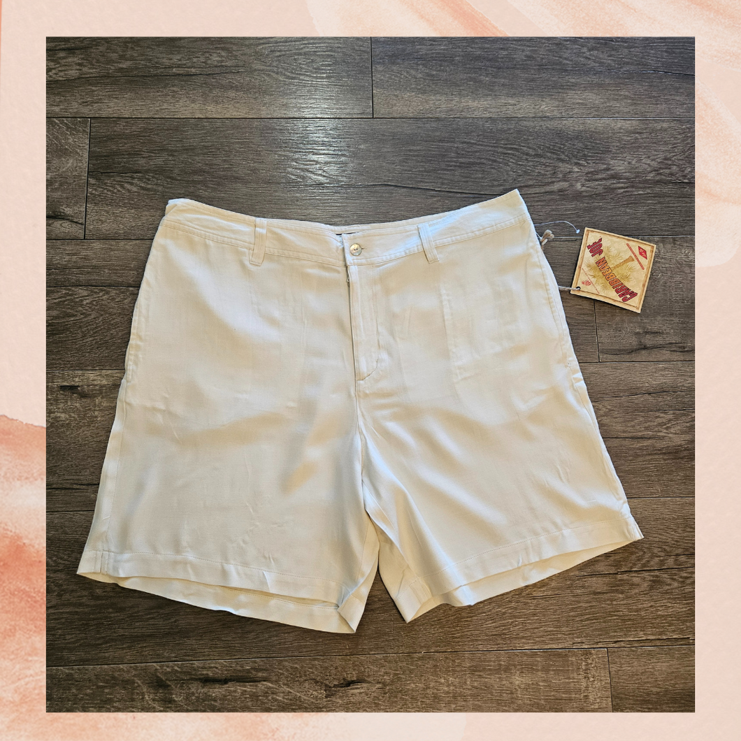 Caribbean Joe Cream Silk Blend Casual Shorts NWT Size 16