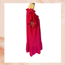 Cargue la imagen en el visor de la galería, CeCe Hot Pink Cap Sleeve Ruffle Trim Shift Dress (Pre-Loved) Size XL

