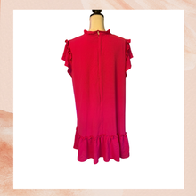 Cargue la imagen en el visor de la galería, CeCe Hot Pink Cap Sleeve Ruffle Trim Shift Dress (Pre-Loved) Size XL
