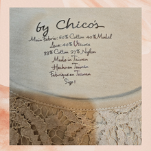 Chargez l&#39;image dans la visionneuse de la galerie, Chico&#39;s Pink Beige Lace Long Sleeve Tee (Pre-Loved) Chico&#39;s Size 1
