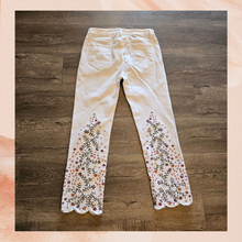 Load image into Gallery viewer, DRIFTWOOD White Cropped Embroidered Jeans (Pre-Loved) Size 28

