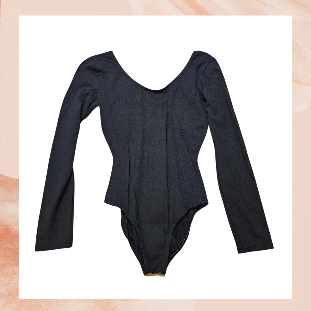 Danskin Black Long Sleeve Pull-On Bodysuit (Pre-Loved) Medium