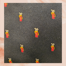 Carica l'immagine nel visualizzatore della galleria, Deep Navy Blue Golf Caddy Bag Print Tie (Pre-Loved) OS
