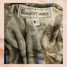 Carregue a imagem no visualizador da Galeria, Elliott Lauren Soft Knit Tan Black Animal Print Top (Pre-Loved) Small
