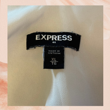 Laden Sie das Bild in den Galerie-Viewer. Express White Lace Trim Spaghetti Strap Cami Tank (Pre-Loved) Size XL
