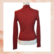 Carregue a imagem no visualizador da Galeria, Forever21 Burnt Orange Ribbed Mock Neck Long Sleeve Shirt (Pre-Loved) Medium
