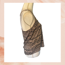 Carregue a imagem no visualizador da Galeria, Forever21 Black &amp; Beige Aztec Print Cropped Racerback Tank Top (Pre-Loved) Size Medium

