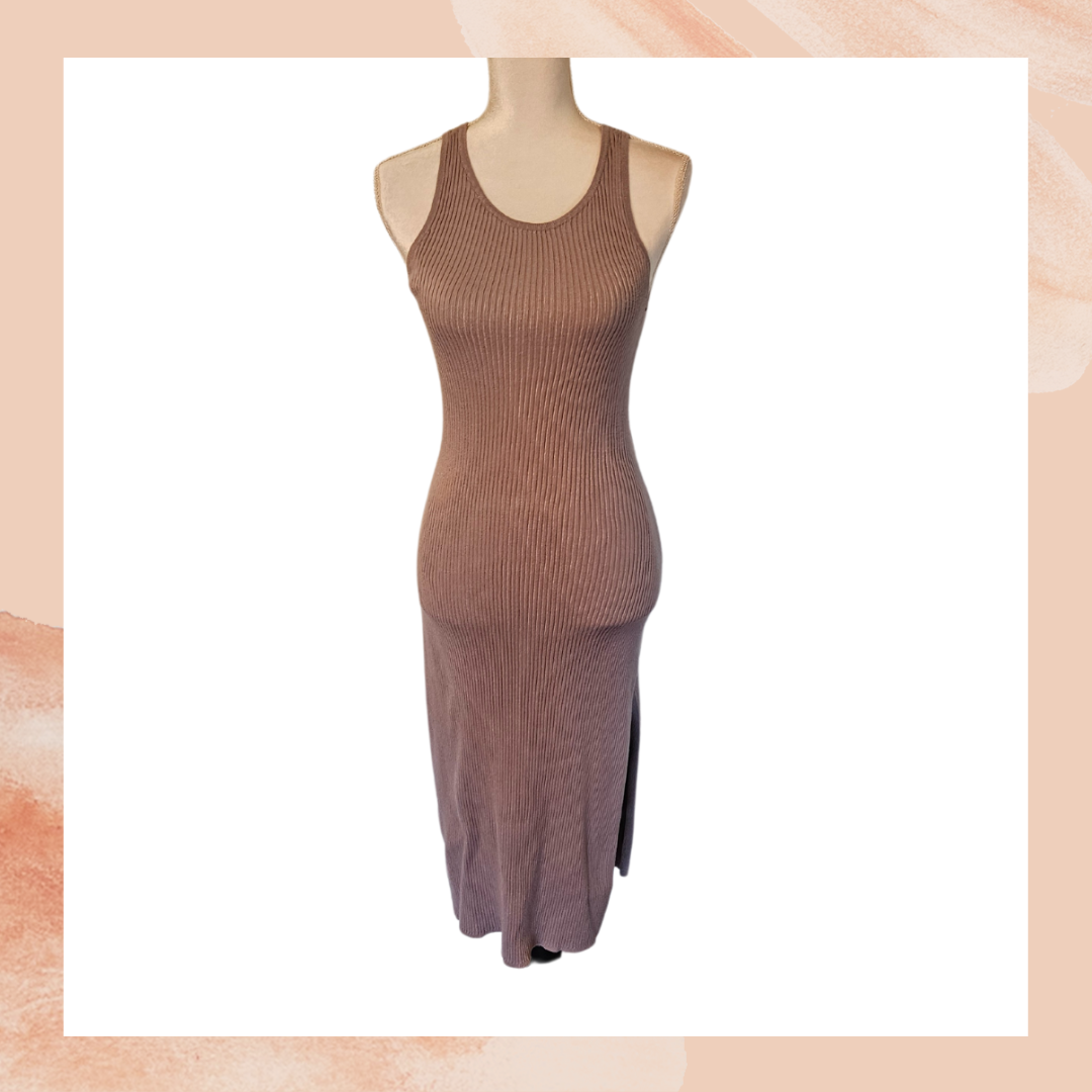 Freshman 1996 Gray Mauve Knit Ribbed Sleeveless Midi Bodycon Dress (Pre-Loved) Size Medium Freshman 1996 Gray Mauve Knit Ribbed Sleeveless Midi Bodycon Dress (Pre-Loved) Size Medium
