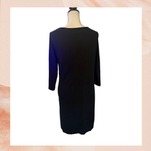 Carregue a imagem no visualizador da Galeria, GAP Solid Black Wide Neck Elbow Sleeve Fitted Knee Length Dress (Pre-Loved) Size Large
