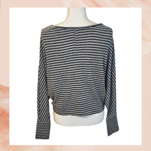 Carregue a imagem no visualizador da Galeria, Gray Striped Knitted Dolman Sleeve Crop Tee (Pre-Loved) Large
