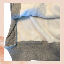 Carregue a imagem no visualizador da Galeria, Gray Warmy Tunic Hooded Sweatshirt NWOT Size Large
