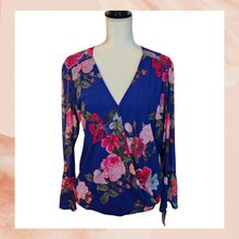 Carregue a imagem no visualizador da Galeria, INC Blue Floral Sheer Bell Sleeve Blouse NWT Size 1X
