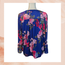 Carregue a imagem no visualizador da Galeria, INC Blue Floral Sheer Bell Sleeve Blouse NWT Size 1X
