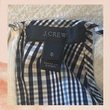 Carica l'immagine nel visualizzatore della galleria, J. Crew Navy Blue &amp; White Plaid Sleeveless Mini Dress (Pre-Loved) Size 6
