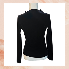 Laden Sie das Bild in den Galerie-Viewer. Kay Celine Black Velvet Ruffle V-Neck Blouse (Pre-Loved) Large
