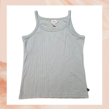 Carregue a imagem no visualizador da Galeria, Light Sage Ribbed Tank Top (Pre-Loved) Medium
