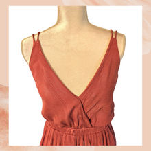 Carregue a imagem no visualizador da Galeria, LuLu's Dark Coral Strappy Maxi Dress (Pre-Loved) Size Medium
