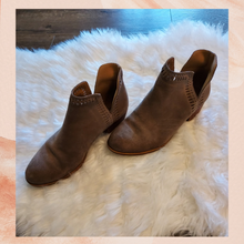 Load image into Gallery viewer, Lucky Brand Taupe Suede Ankle Bootie (Pre-Loved) Size 6M
